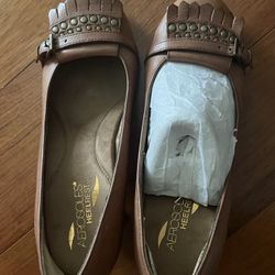 Low Heel Leather Flats