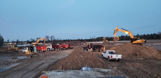 Select fill , sand , clay , fill dirt