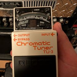 Boss chromatic tuner pedal