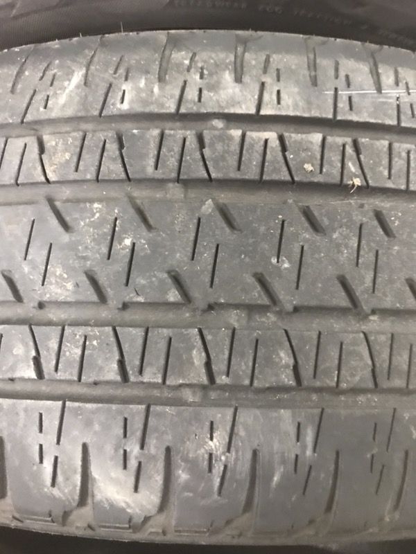 Used tires 255-55-20 Bridgestone dueler full set