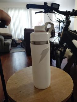 White Insulated Stainless Steel Water Bottle