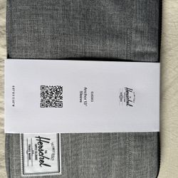 Herschel Anchor Sleeve 13 Inch