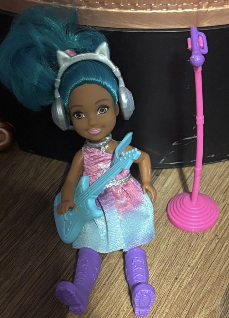 Barbie Chelsea Rockstar Doll 