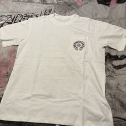 black white chrome heart t shirt size medium 