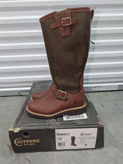 Chippewa Lady's 7M Snake 🐍 🥾