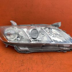 2007 2008 2009 Toyota Camry Right Passenger Side Halogen Headlight OEM 