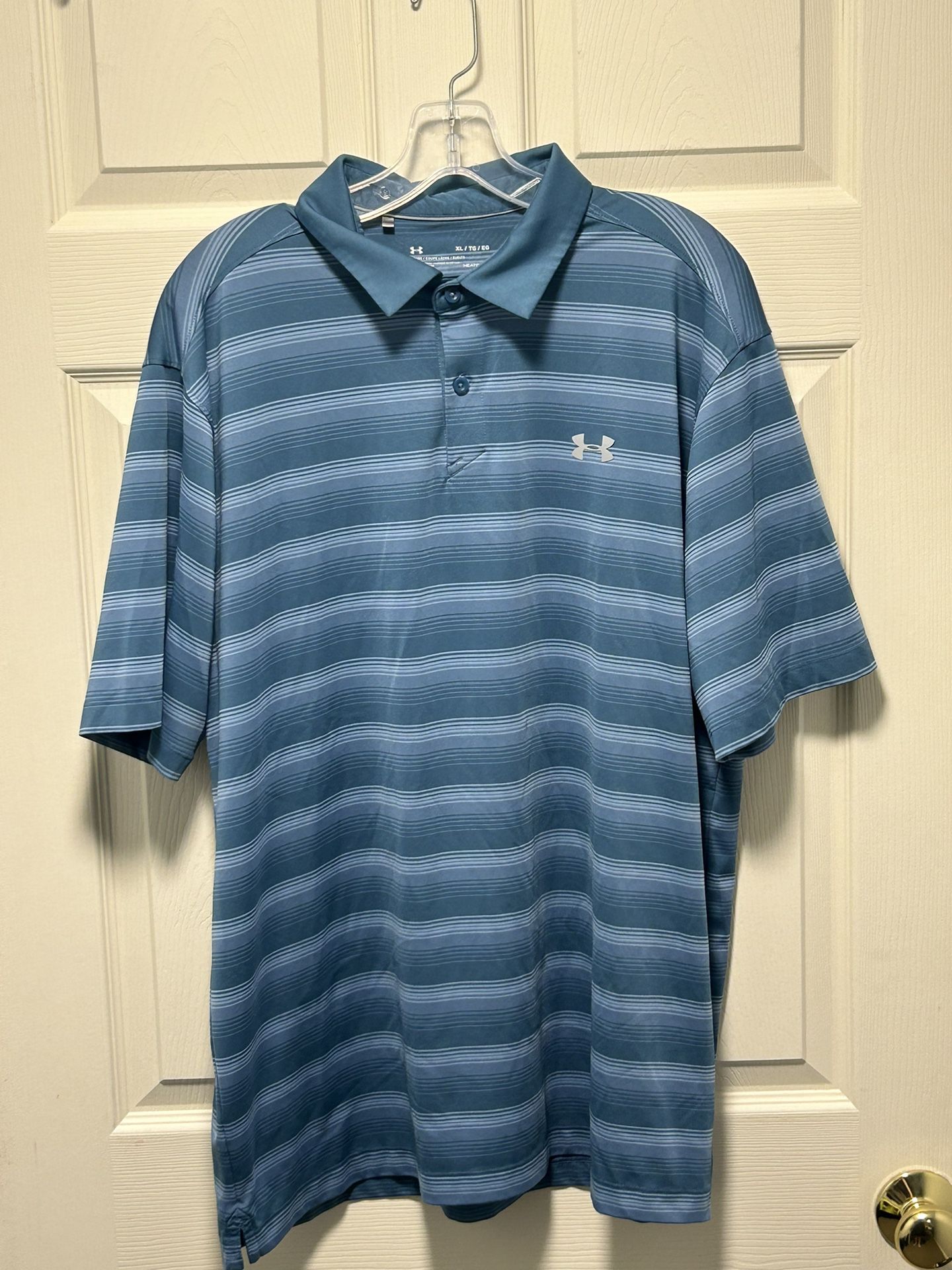 Mens Under Armour Heatgear Loose Fit Blue Stripe Polo Shirt Size XL Short  Sleeve for Sale in Abington, MA - OfferUp