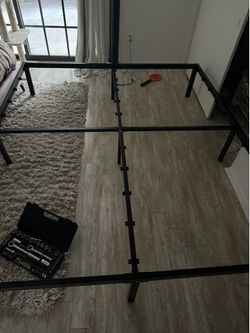 Cal King Metal Bed Frame