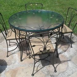 Vintage wrought metal patio set chairs table