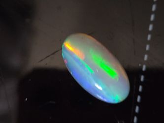 Welo white opal