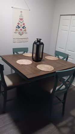 Farmhouse Dining Table with 4 Chairs