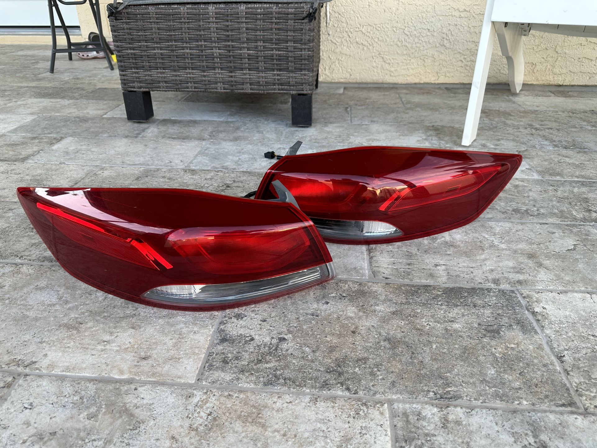 Hyundai Elantra Tail Light 2017, 2018, Hyundai Elantra Tailight, OEM part, DRIVER SIDE ONLY