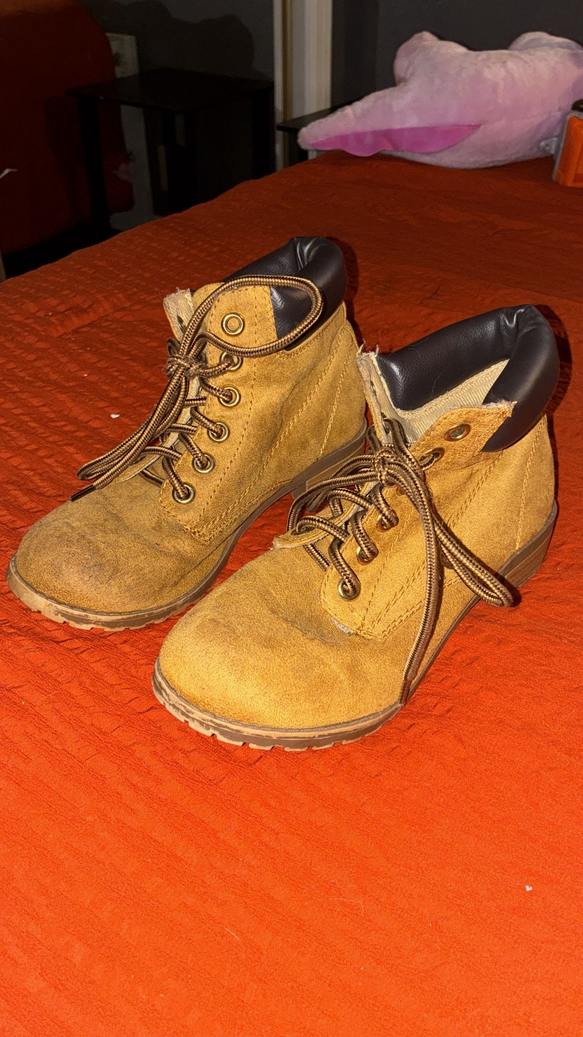 Women’s Boots 