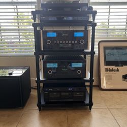 McIntosh C53 (like new) Pre-Amplifier
