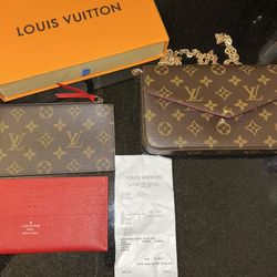 Louis Vuitton Purse 