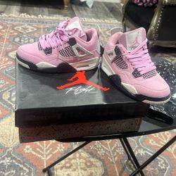 Air Jordans four retro