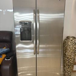 Ge Refrigerator