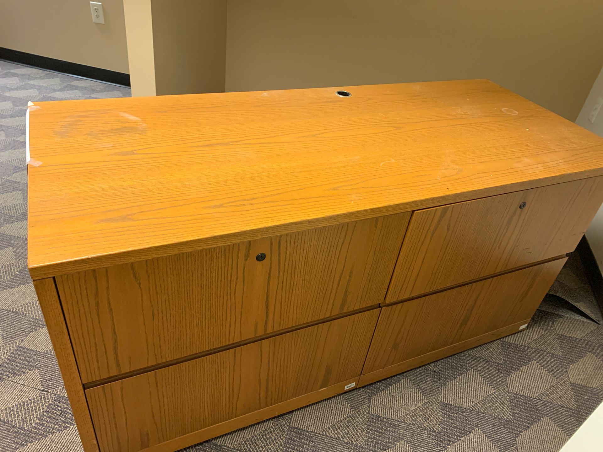 File cabinet four-drawer oak