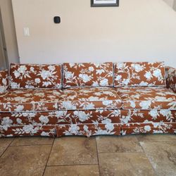 1970's Mid-Century Modern Hickory Fry Floral Couch