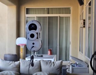 Gladwell Gecko Robot Window Cleaner