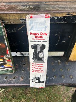First Alert Heavy-Duty Truck Fire Extinguisher