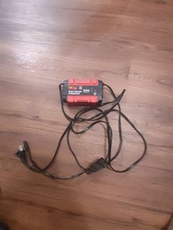 Everstart 3A Portable Smart Battery Charger and Maintainer