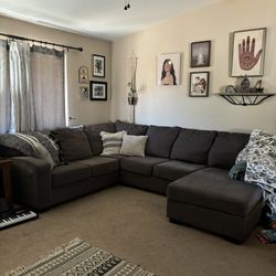 Large Gray Sectional Sofa With Chaise 