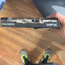 Radeon 5500 XFX NEED GONE