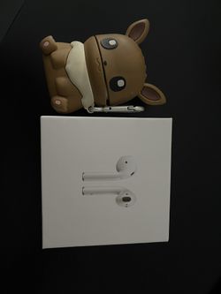 Apple AirPods With Eve Case 