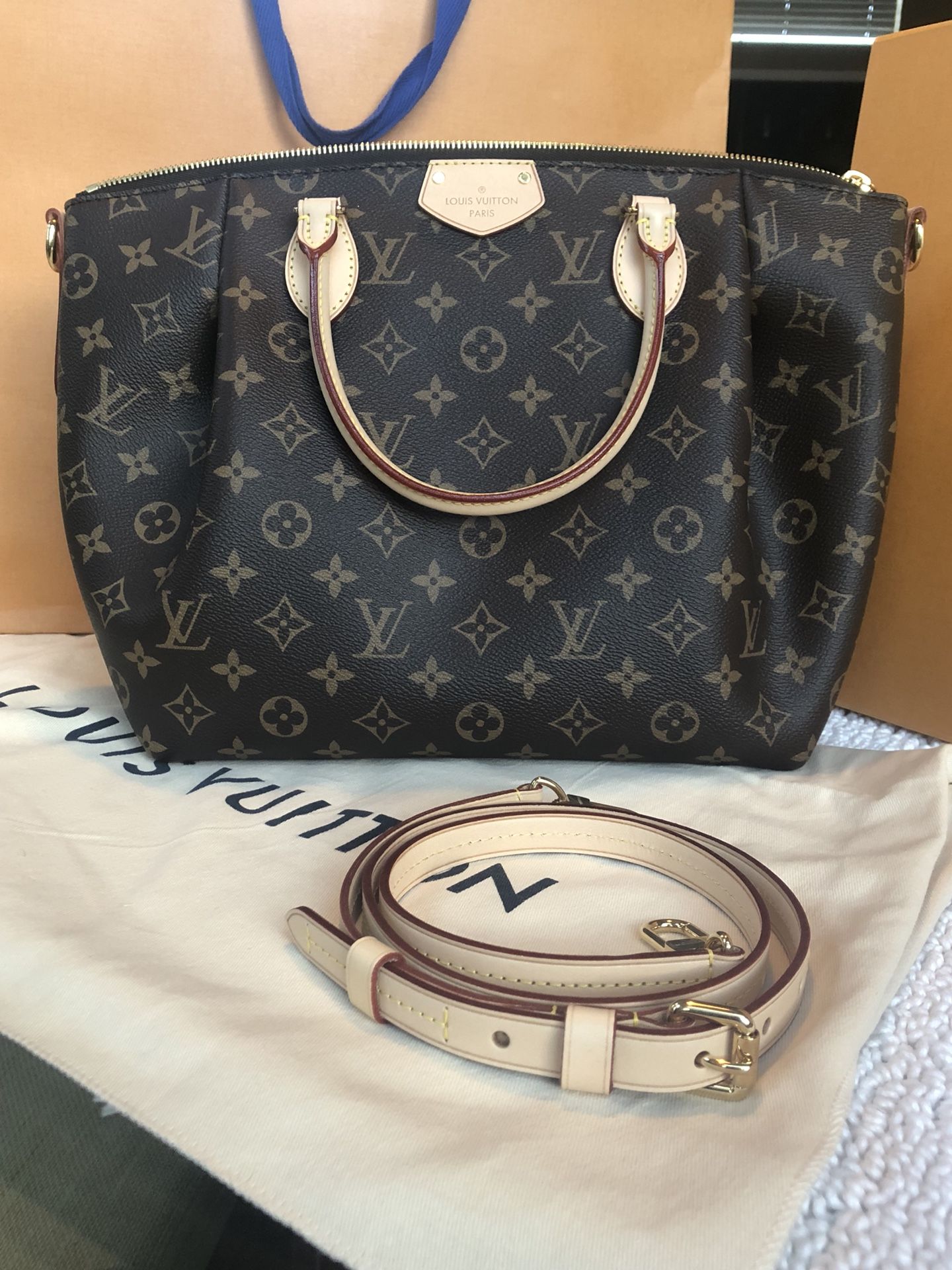 Louis Vuitton Turenne MM Brand New Authentic