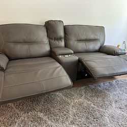 Dual Leather Power Recliner Couch 