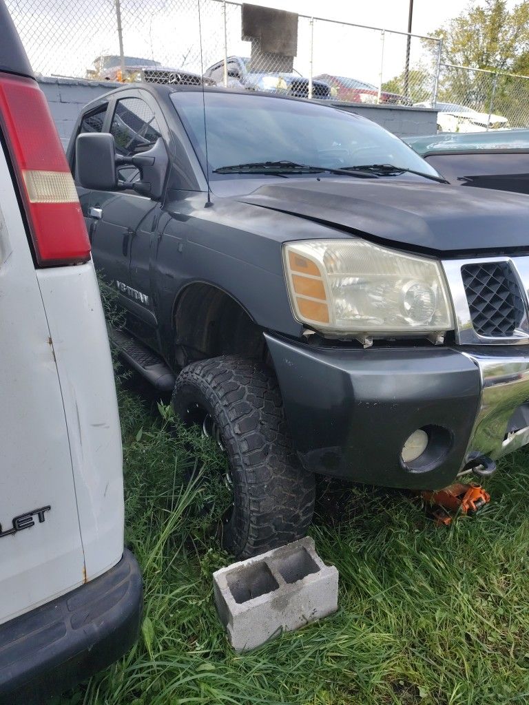 2006 Nissan Titan