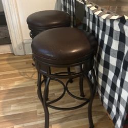 4 Bar Stools