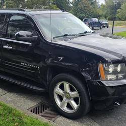 08 Chevy Avalanche 