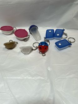 Tupperware keychain
