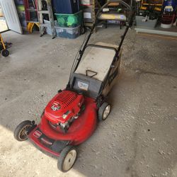 Toro Lawnmowe Like New!!!