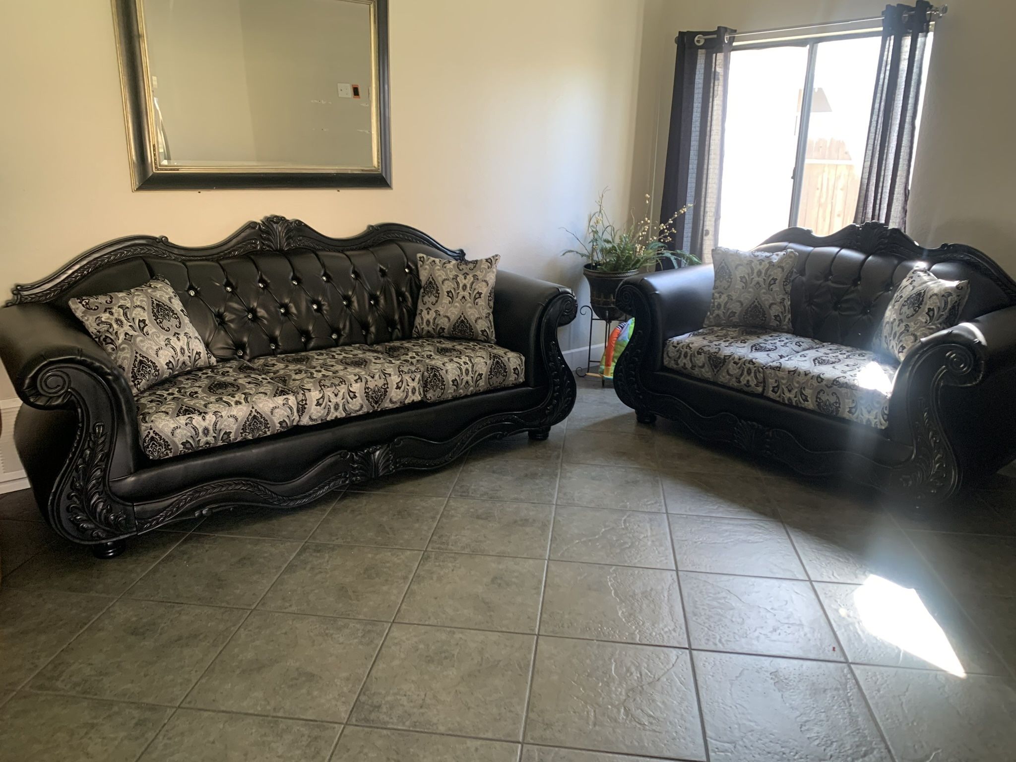 $1399 Brand New Sofa And Loveseat Set Made In The USA 🇺🇸 (Read Description Below)