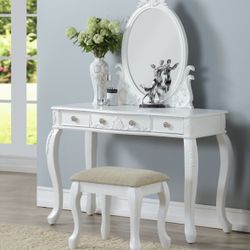 Brand New Vanity Set