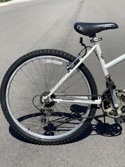 Reflex 26 mountain bike sale