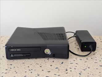 Xbox 360 S Console Bundle + HDMI Cable Tested Powers On