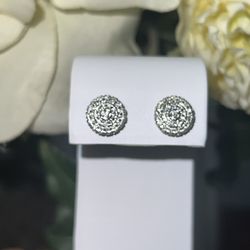 Round diamond cluster Earrings 