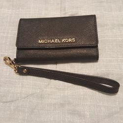 Michael Kors iphone 5 wallet case.