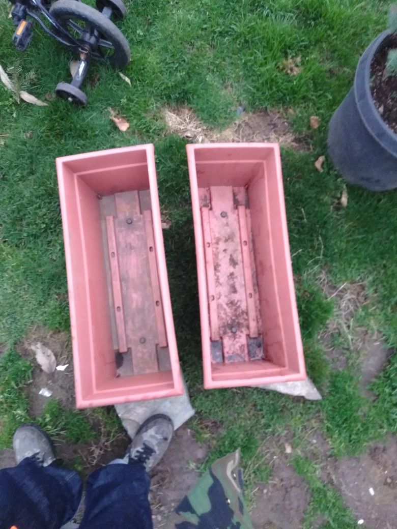 2 Planter boxes