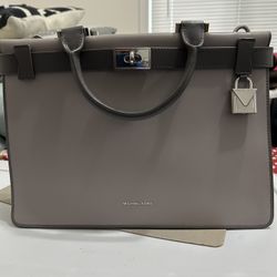 Michael Kors Purse And Wallet 
