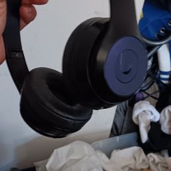 Beats Solo 3 Bluetooth Headphones 