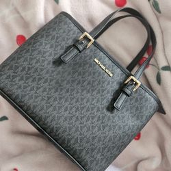 Michael Kors Tote