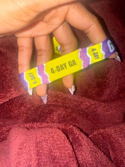 Lollapalooza Saturday and Sunday