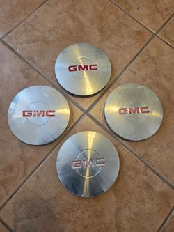 GMC SIERRA CENTER CAPS