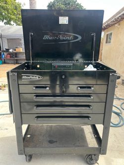 Blue Point tool cart