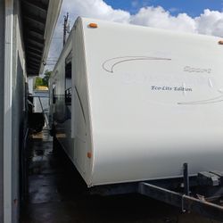 Travel Trailer Forest River Surveyor 